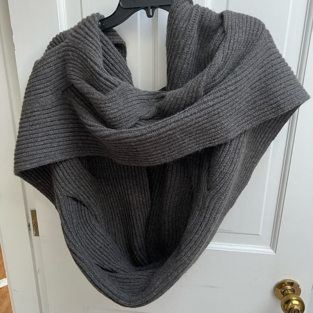 Infinity Scarf - Picture 3 of 10